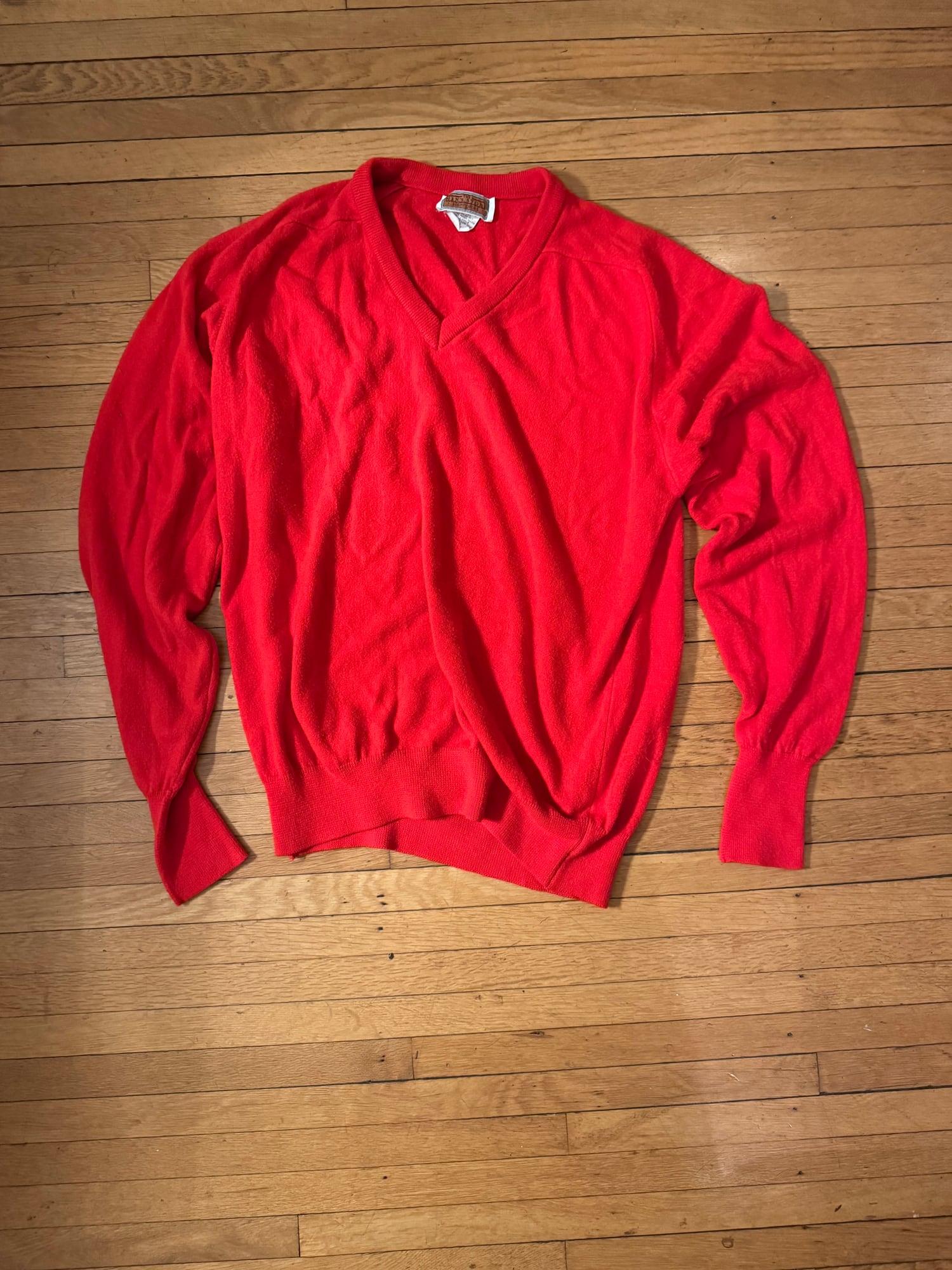 Red v neck sweater 1980s Vintage