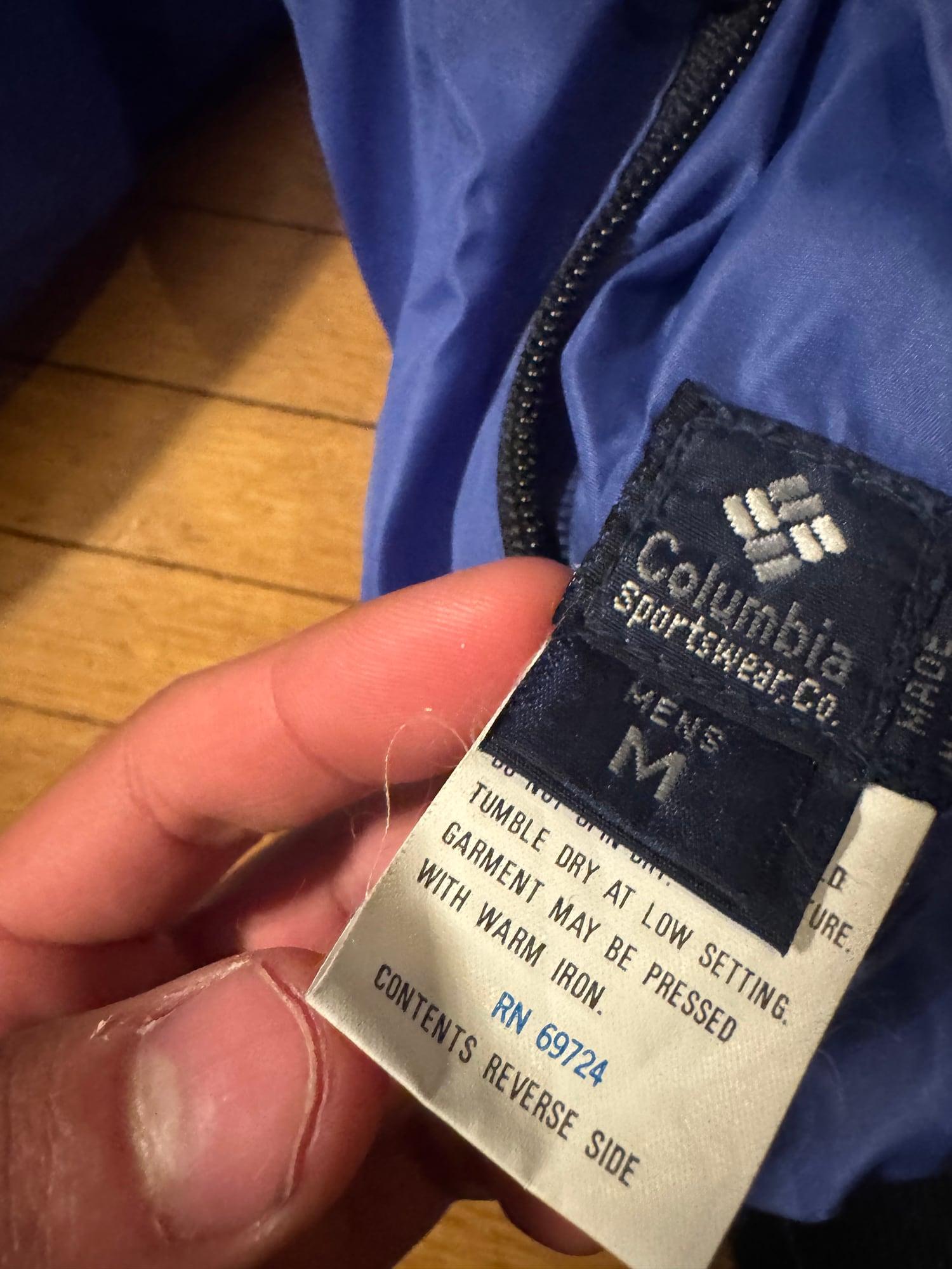 Columbia late 1980s reversible puffer jacket  3