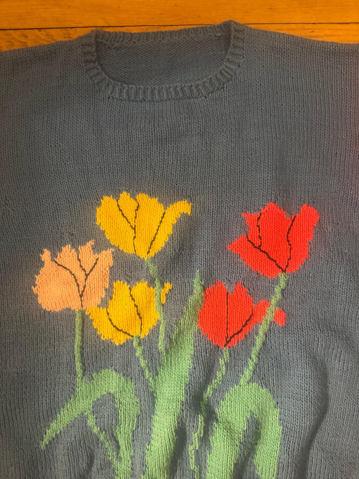 Women’s 1970s-80s floral sweater size M-L 2