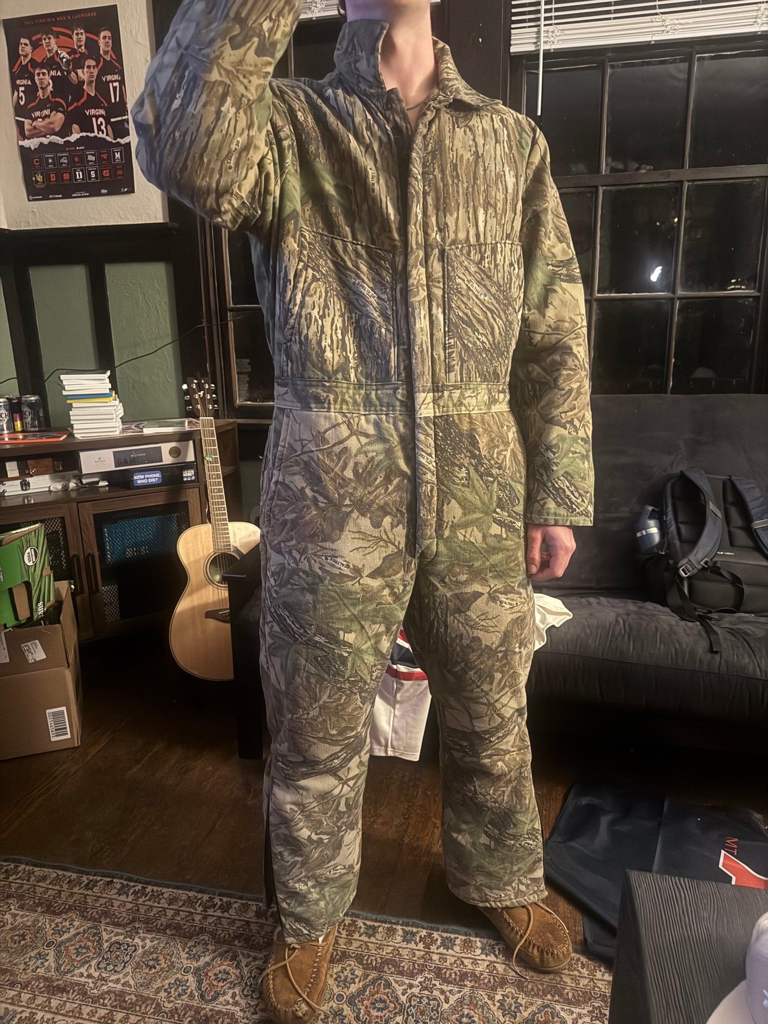 Super cool vintage 80s camo coveralls Size L