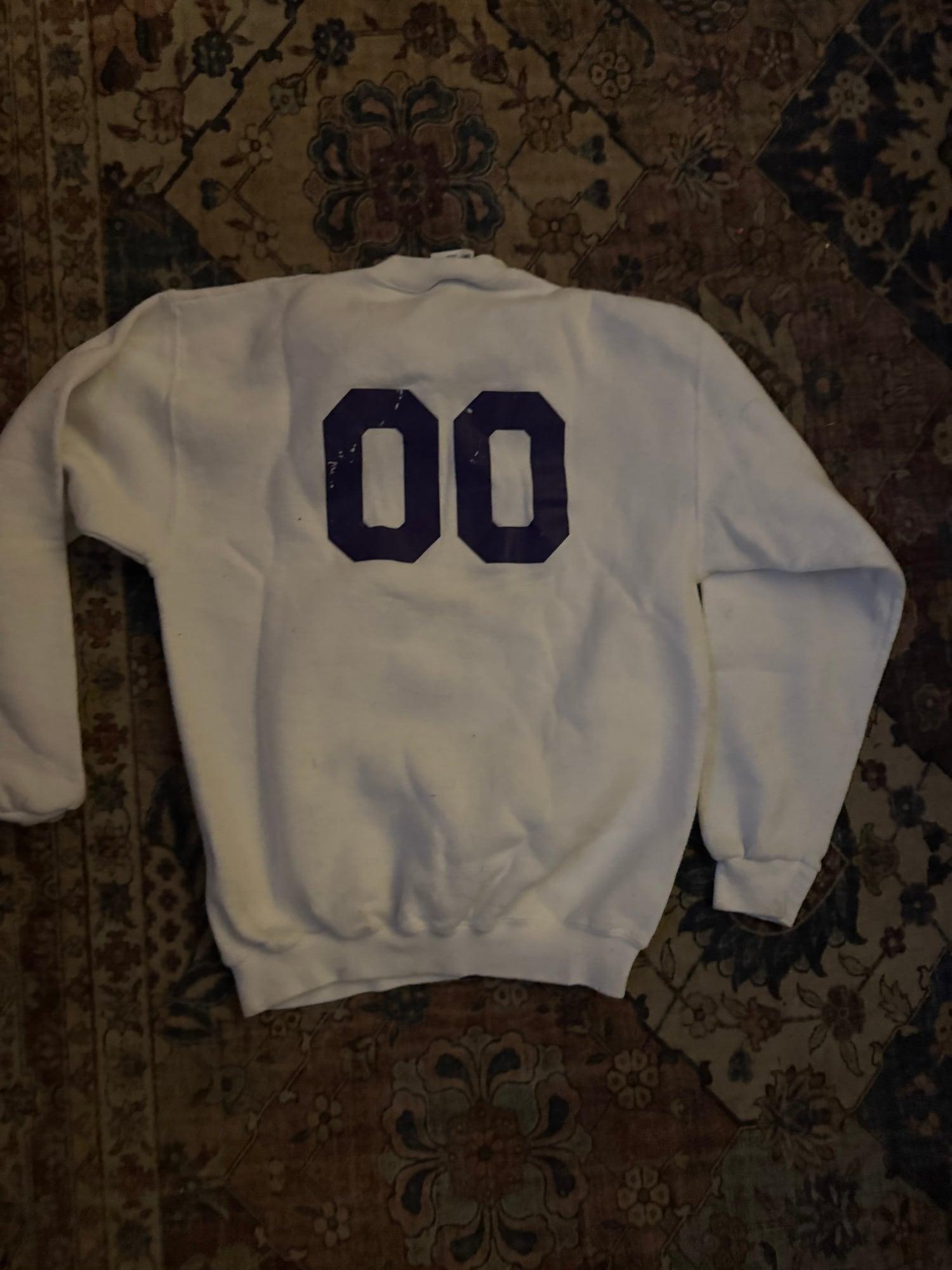 Vintage 1980s women’s discuss crew neck  3
