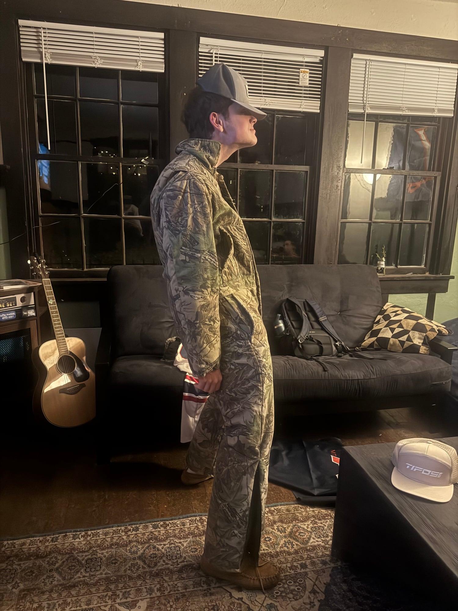 Super cool vintage 80s camo coveralls Size L 5